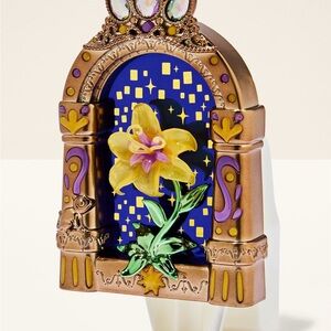 Bath & Body Works Disney Princess Rapunzel Wallflowers Light-Up Plug